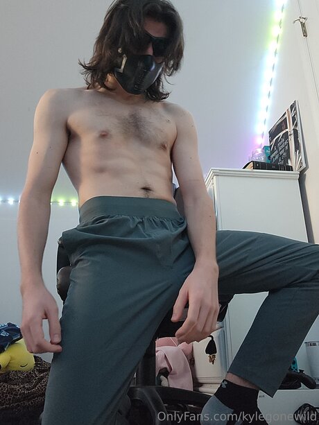 プリティオンリーファンズ ホットヌード 写真