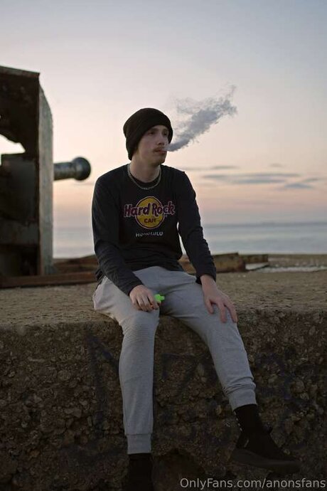 騎乗位熟女OnlyFans ポルノ 画像