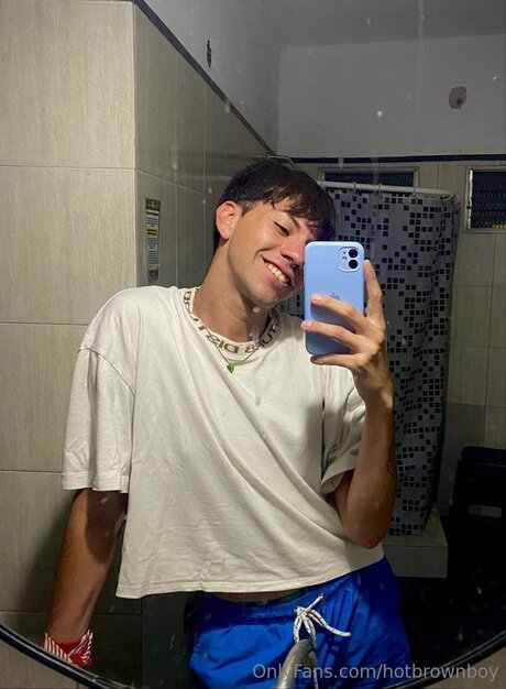 Hotbrownboy ホットなポルノスター アーカイブ