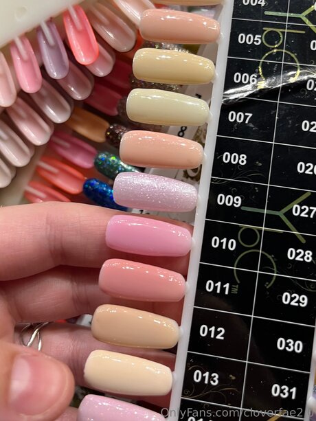 Cloverfae2 0 ポルノスター ヌード ギャラリー