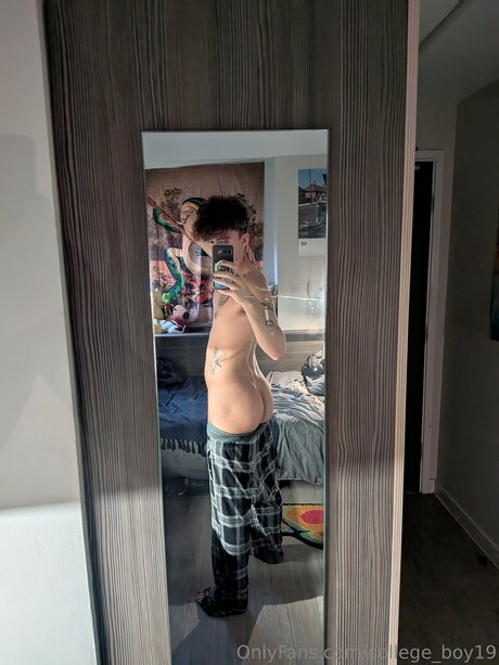 背が高くて巨乳のOnlyFans ホットセクシー 画像