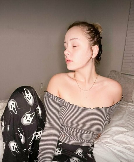 50歳のOnlyFans 可愛い 画像