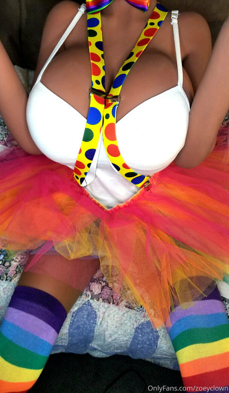 zoeyclown 最高のモデル 画像