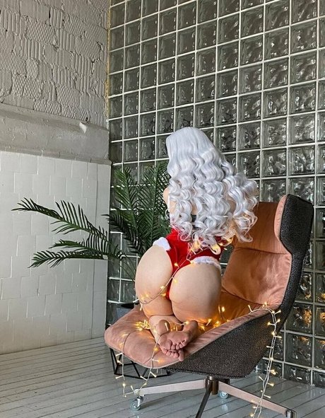 zoevolfcos ヌード女優 画像