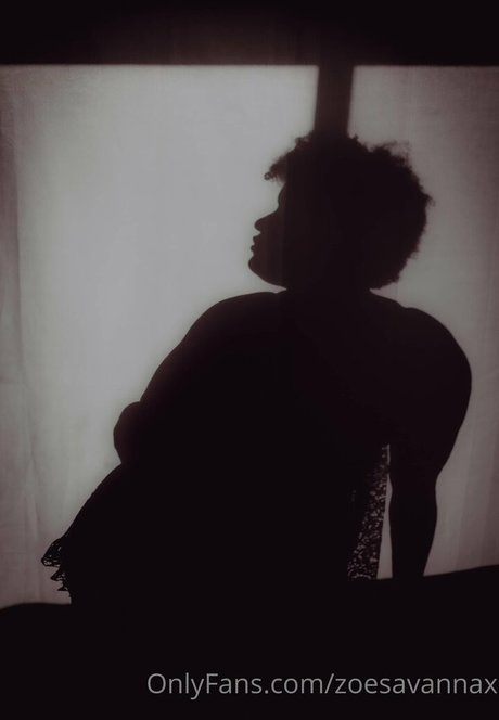 zoesavannax アダルトモデル 画像