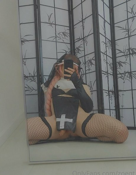 zoeqtxx かわいいスター 画像