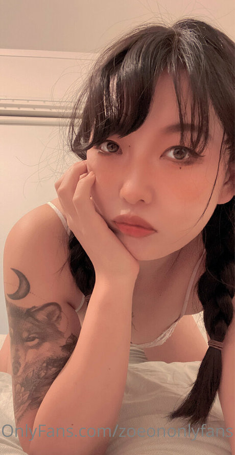 zoeononlyfans トップスター 画像