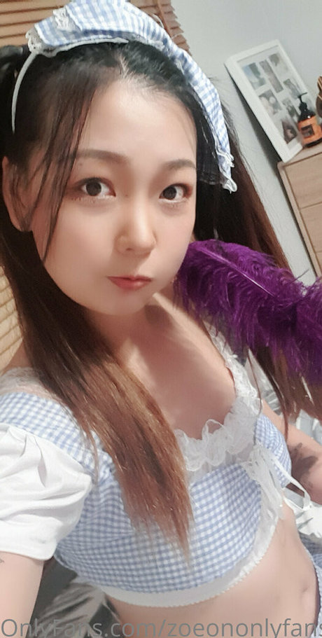 zoeononlyfans ヌードスター 写真