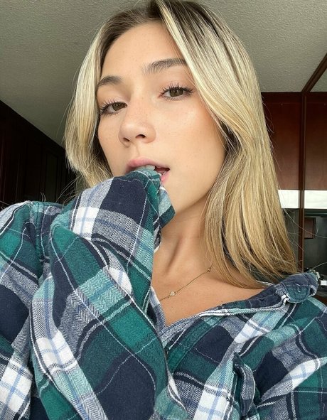 zoellaaa 完璧なモデル 写真