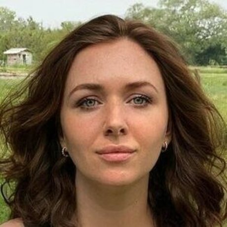 Zoe Bishop ホットモデル 画像