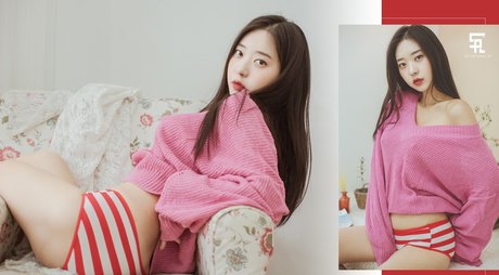 痩せたティーンのオンリーファンズ ポルノグラフィック 写真