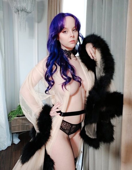 ハンズオンリーファン 無料セクシー 写真