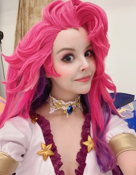 濡れたパンティーOnlyFans セクシー裸 写真