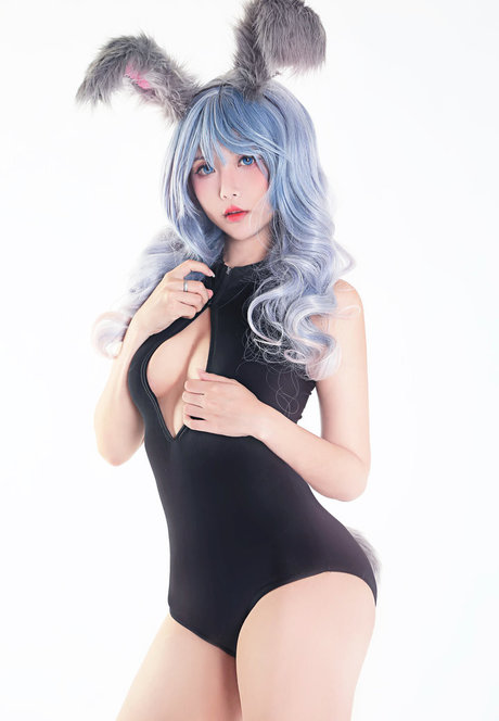 巨乳ティーンオンリーファンズ 美しいヌード ギャラリー