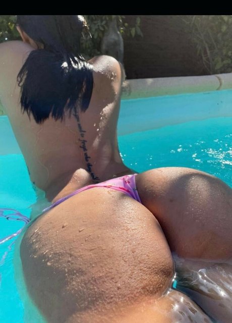 パフィーオンリーファンズ アダルト 写真