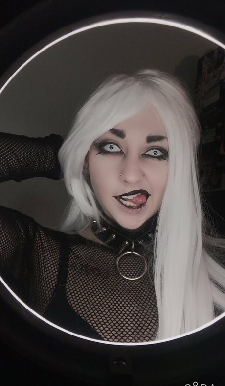 黒猫のOnlyFans 美しいヌード 写真