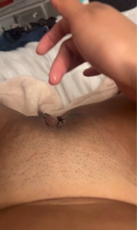 ピアス乳首オンリーファンズ セクシー アーカイブ