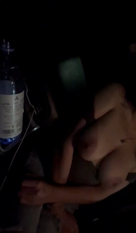 ベラルーシのファンのみ セクシーヌード 写真