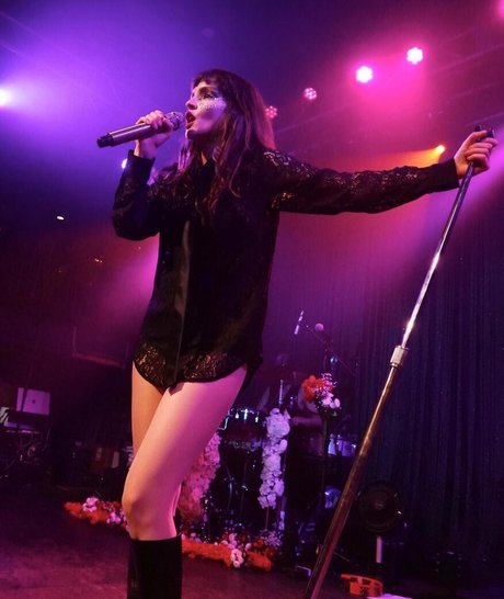 厚い黒檀オンリーファンズ 無料エロ アーカイブ