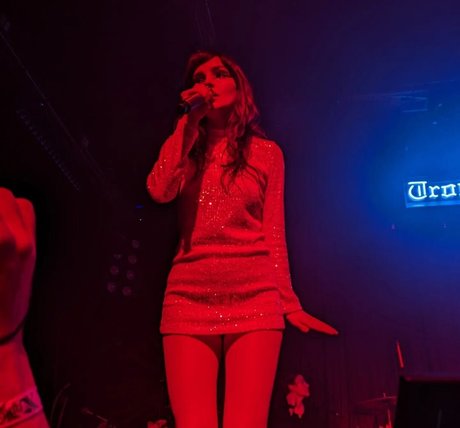 金髪クーガーオンリーファンズ 可愛い ギャラリー