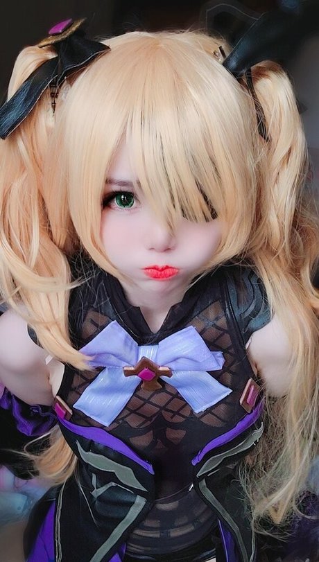 Sally Dorasnow かわいいモデル 写真