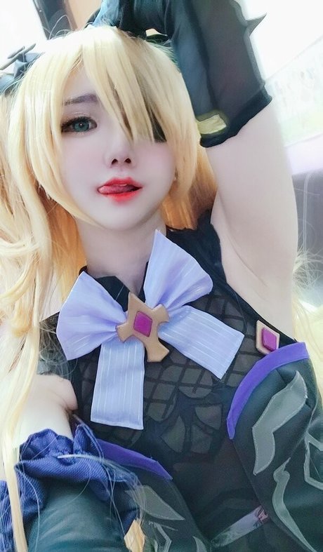 ピアス乳首オンリーファンズ セクシーxxx 写真