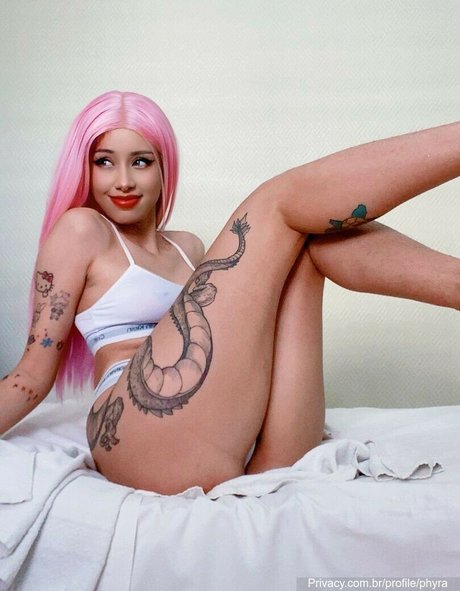 巨乳の熟女オンリーファンズ 無料エロ 写真