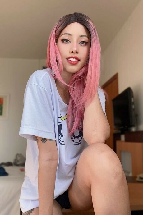 Magic Phyra スター ヌード 画像