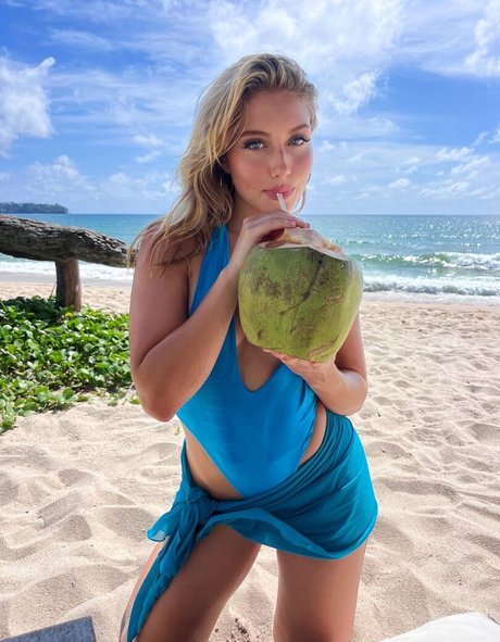 アジアンゴス オンリーファンズ ポルノ 写真