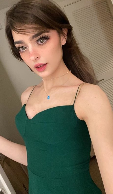 Aruuu ポルノスター xxx 写真