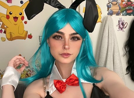 Aruuu 裸のポルノスター 画像