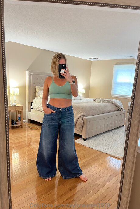 ゲイランジェリーOnlyFans ホットxxx 画像