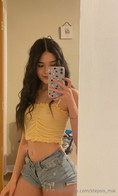 熟女の足オンリーファンズ ホット裸 写真