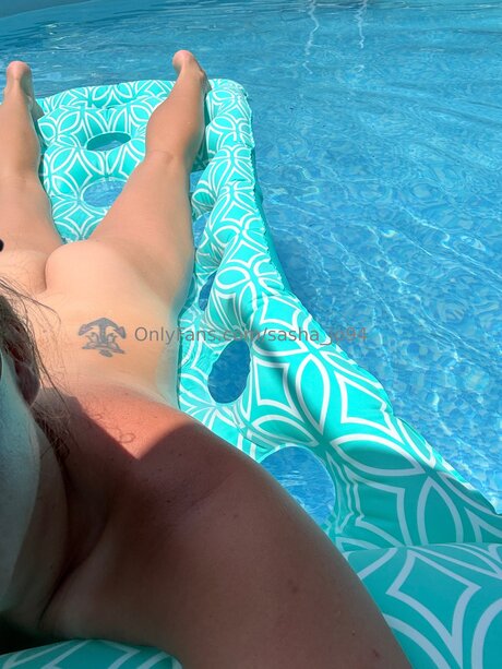 Sasha Jo94 かわいいモデル 写真