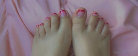 Nola Exico スター ヌード 画像