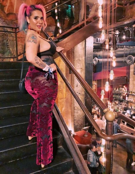 TheZombiUnicorn 無料のポルノスター 写真