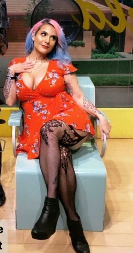 TheZombiUnicorn ヌードモデル 画像