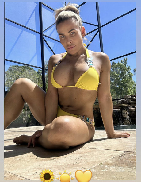 ロールプレイオンリーファン 無料エロ 写真