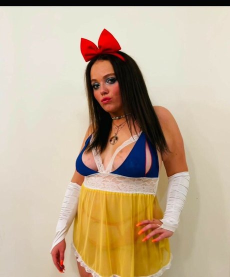 Hannahblanco1 完璧なスター 写真