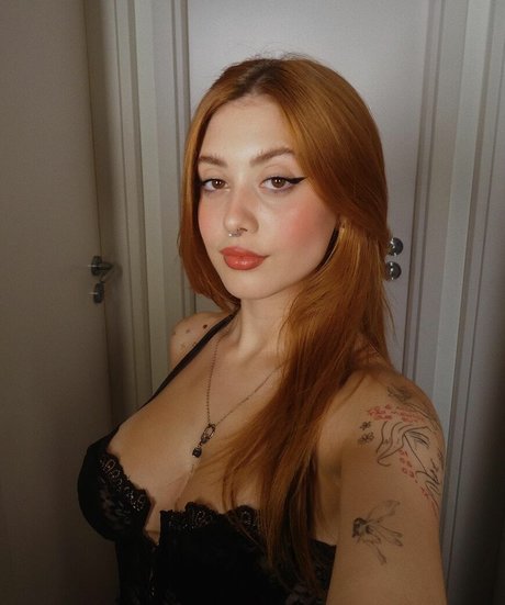 赤毛のソロOnlyFans セックス 写真