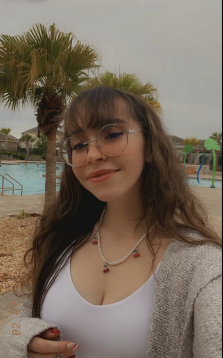 巨尻オンリーファン 無料アダルト 画像