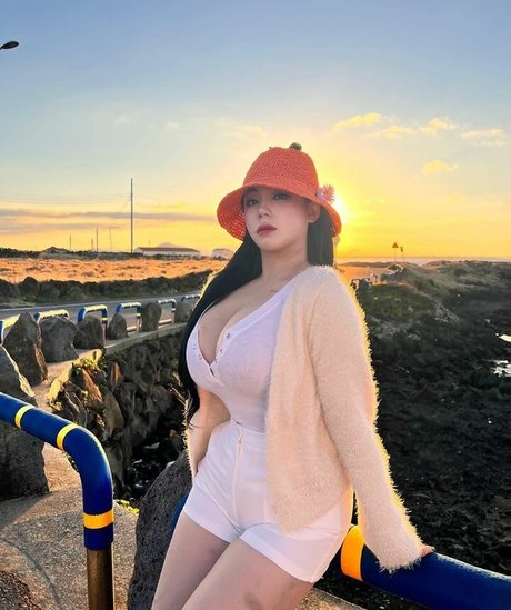 Jung Hye Bin スター 裸 アーカイブ