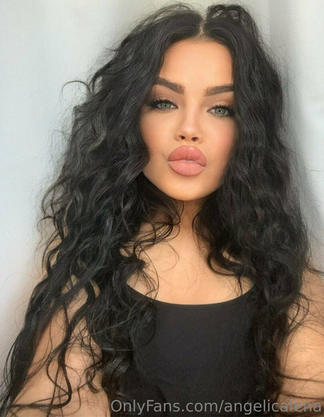 巨尻オンリーファン 無料ヌード 写真