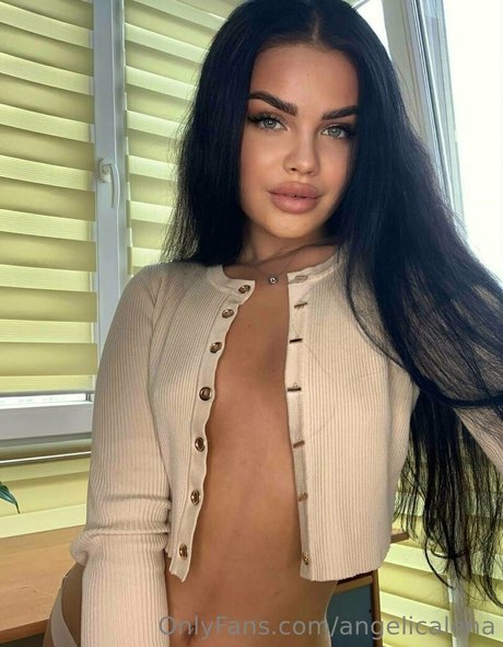 アジア人 ノーPPV オンリーファンズ セクシーヌード 写真