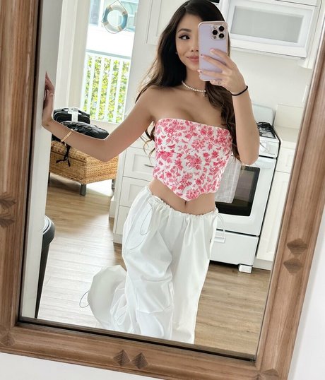 赤毛ティーンオンリーファンズ アートポルノ ギャラリー