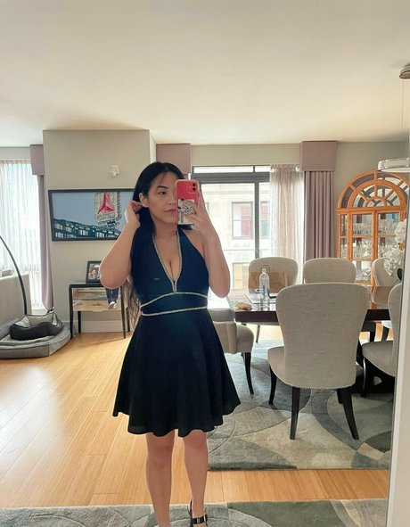 andiipoops 素敵なポルノスター 写真