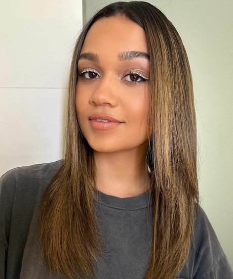 ティーンフィンガリングOnlyFans アート裸 画像