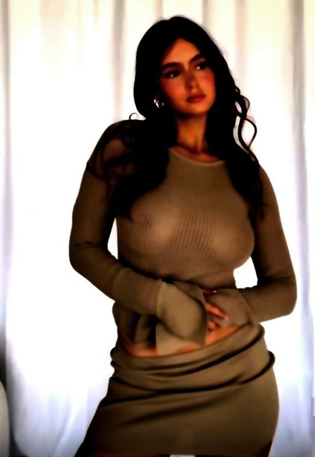 ブラックマジックオンリーファンズ セクシーxxx ギャラリー