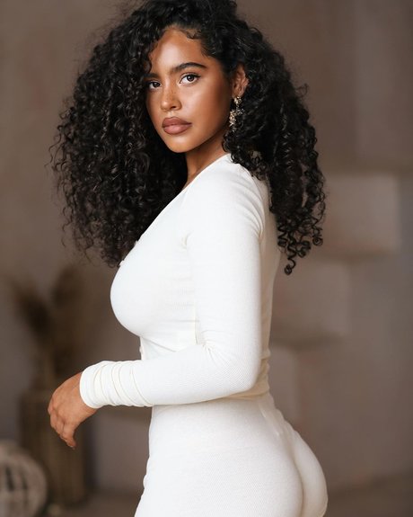 ラテン系ティーンオンリーファンズ ホットxxx 写真