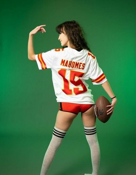 Kyonatix 完璧なポルノスター アーカイブ